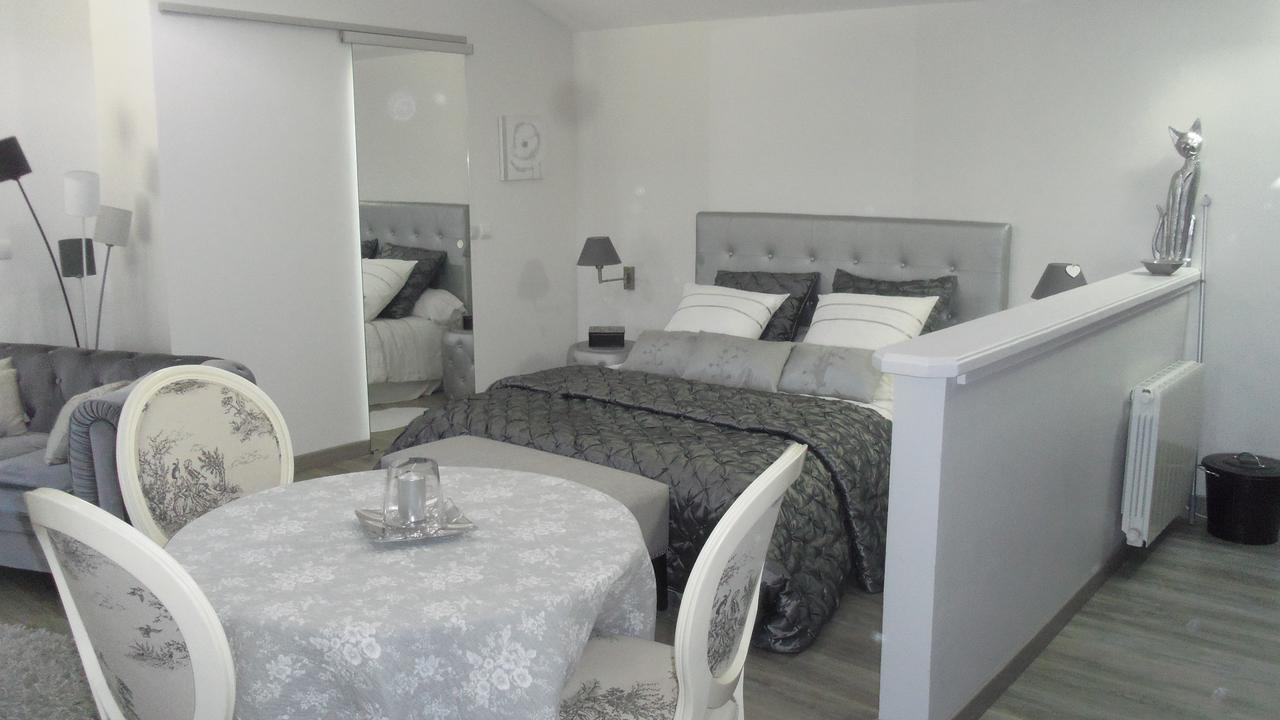 ノヴ Mas De L'Air - Maison De Charme Bed & Breakfast エクステリア 写真
