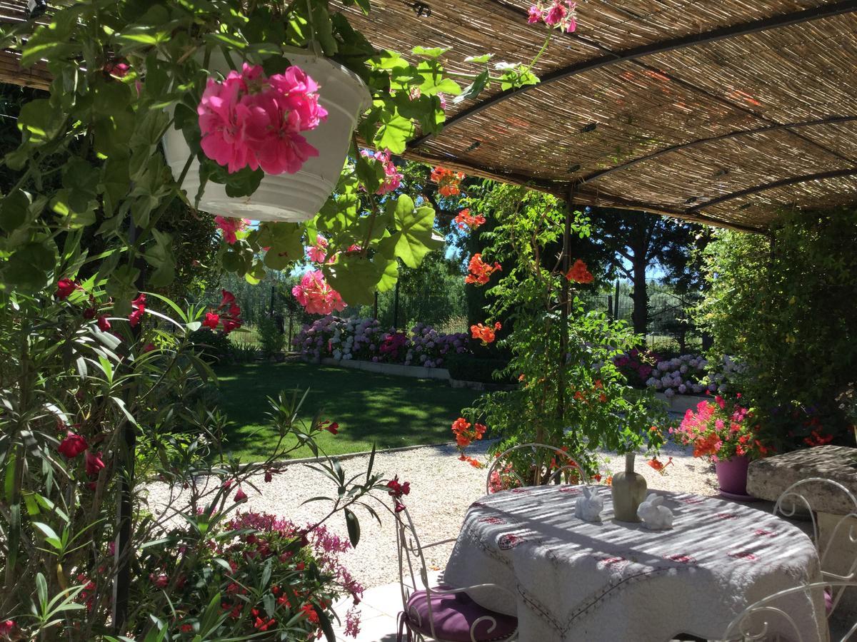 ノヴ Mas De L'Air - Maison De Charme Bed & Breakfast エクステリア 写真